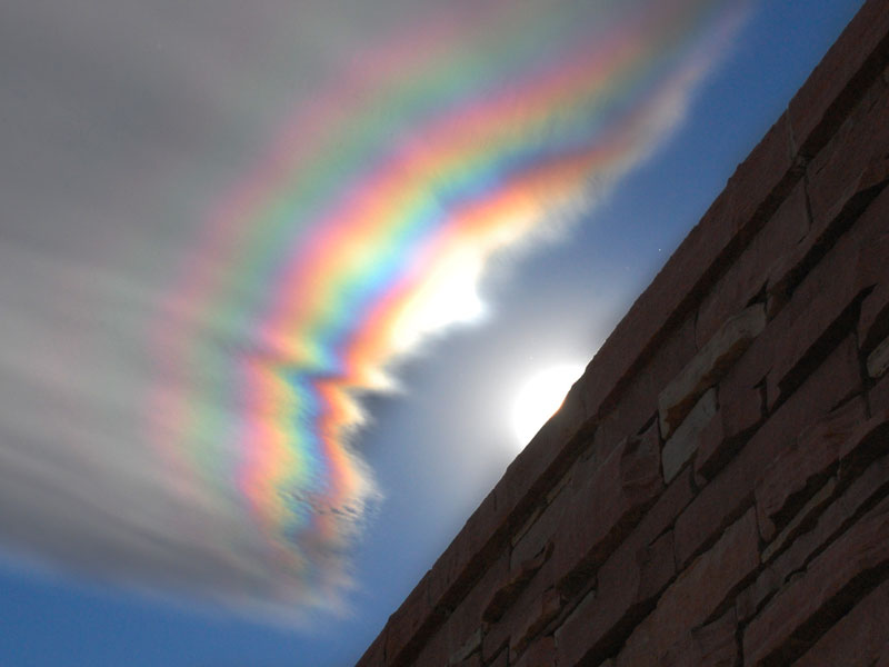 iridescent_cloud.jpg
