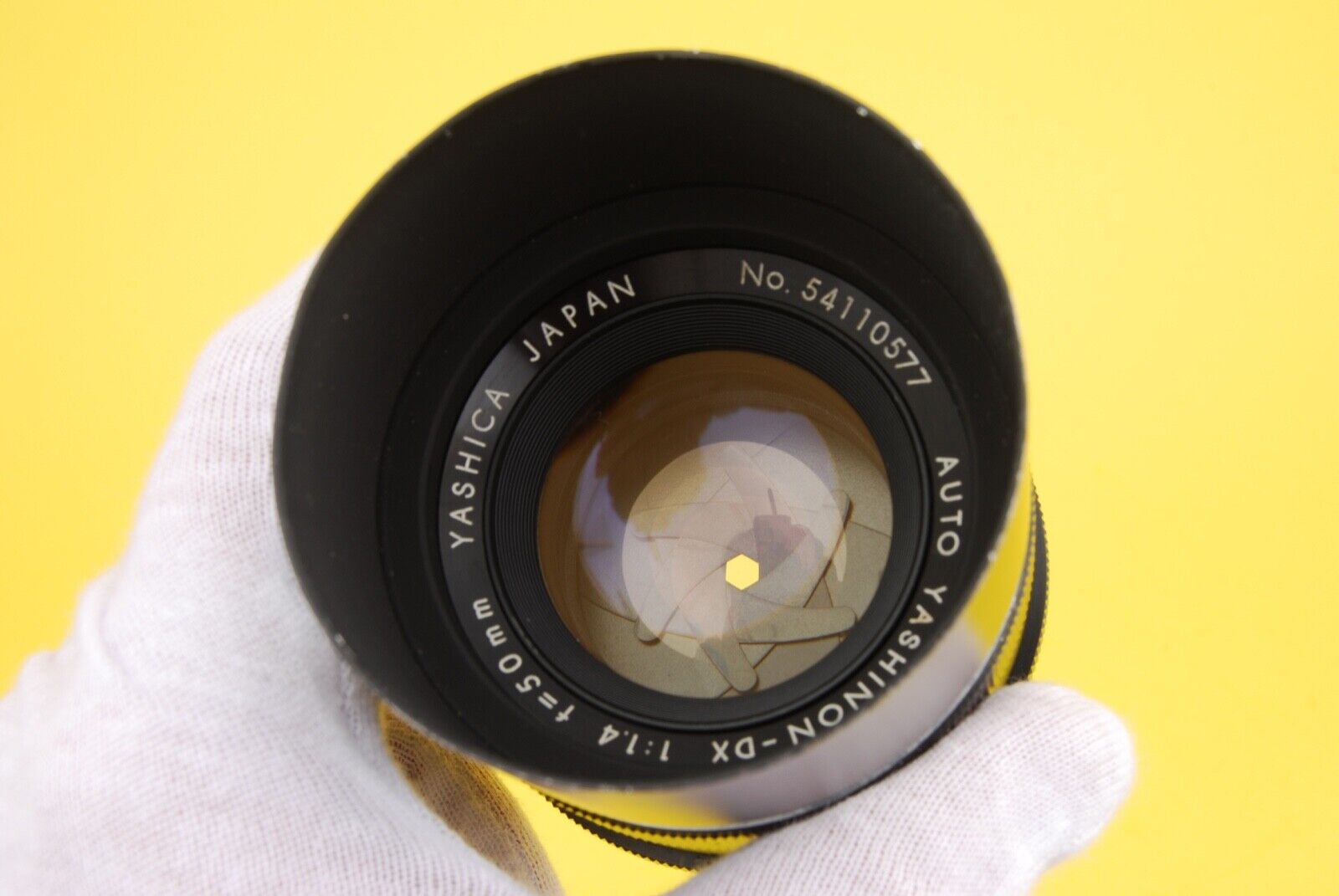 Yashica Auto Yashinon DX 50mm f/1.4 M42 Mount Manual Focus Prime Lens