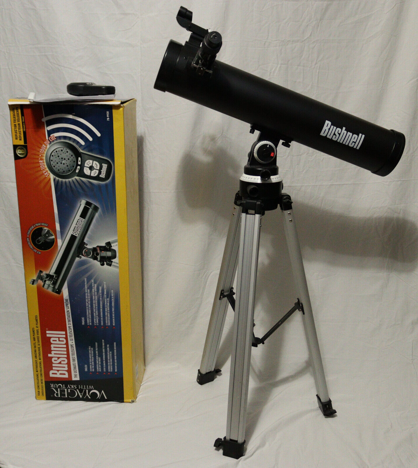 Bushnell Voyager Telescope with Sky Tour Remote Manual Tripod & Box