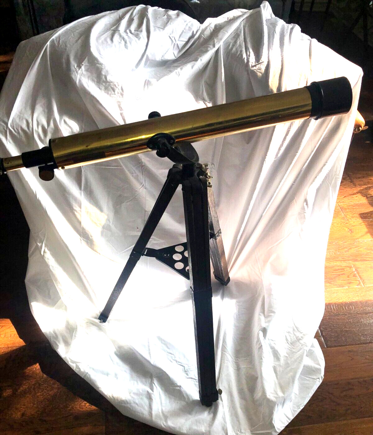 Meade Model 228 Brass Telescope On Wood & Metal Tripod Stand  Vintage Japan