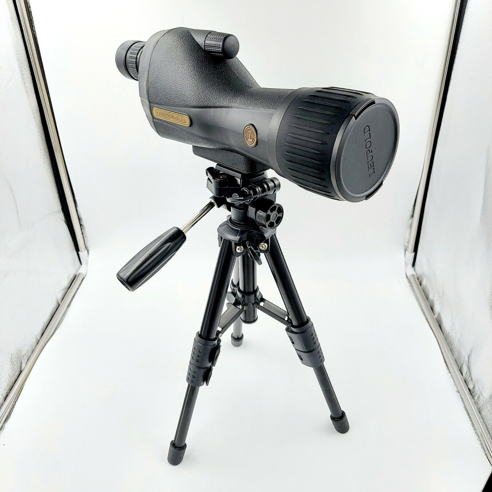 NEVER USED - Leupold SX-1 Ventana 15-45x60mm Spotting Scope Kit